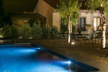 هتل Alta House Begur