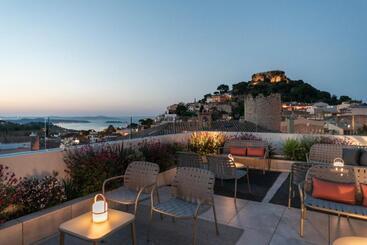 هتل Alta House Begur