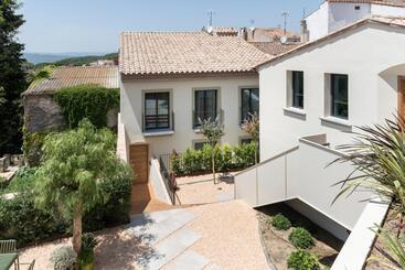 هتل Alta House Begur