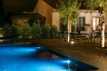هتل Alta House Begur