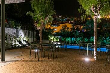 هتل Alta House Begur