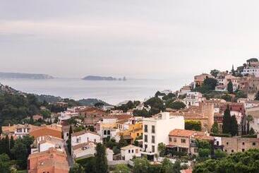 هتل Alta House Begur