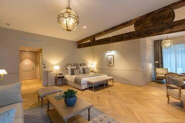 Chais Monnet & Spa - Cognac
