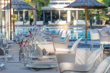 هتل Club Agia Anna