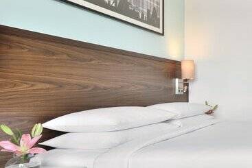 هتل Fairfield By Marriott Sriperumbudur