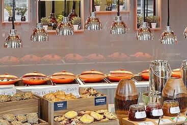 호텔 Holiday Inn   Hamburg   Hafencity, An Ihg