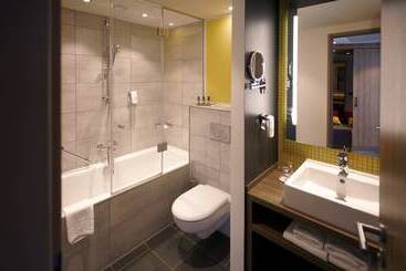 호텔 Holiday Inn   Hamburg   Hafencity, An Ihg