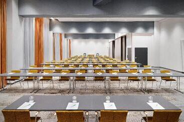 호텔 Holiday Inn   Hamburg   Hafencity, An Ihg