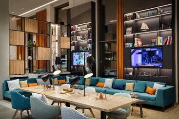 호텔 Holiday Inn   Hamburg   Hafencity, An Ihg
