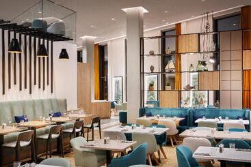 호텔 Holiday Inn   Hamburg   Hafencity, An Ihg