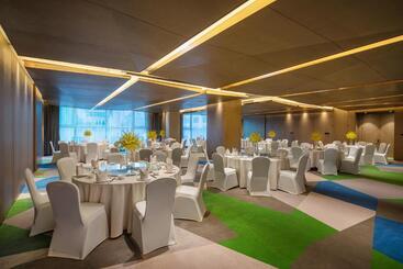 هتل Holiday Inn & Suites Langfang New Chaoyang, An Ihg