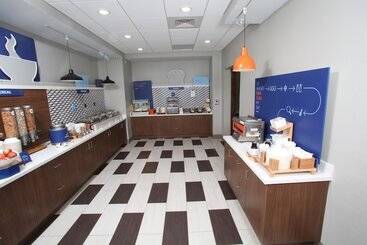 هتل Holiday Inn Express   Mccook, An Ihg