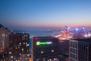 هتل Holiday Inn Express   Qingdao West Coast, An Ihg