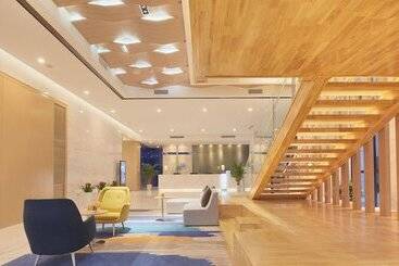 هتل Holiday Inn Express   Qingdao West Coast, An Ihg