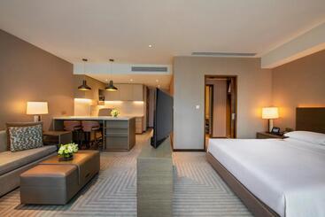هتل Hyatt House Chengdu Pebble Walk