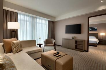 هتل Hyatt House Chengdu Pebble Walk