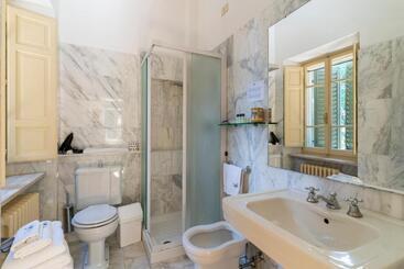 هتل Il Castellaro Country House