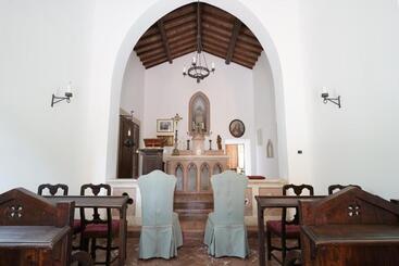 هتل Il Castellaro Country House