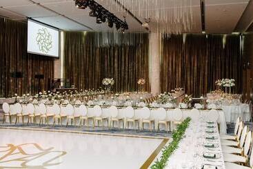 هتل Jw Marriott Edmonton Ice District