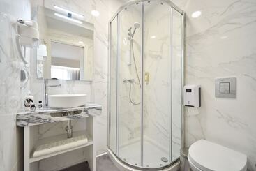 هتل My Charm Lisbon Suites
