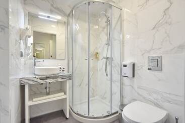 هتل My Charm Lisbon Suites