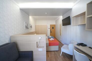 هتل My Charm Lisbon Suites