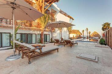 هتل Mystique Holbox By Royalton, A Tribute Portfolio Resort