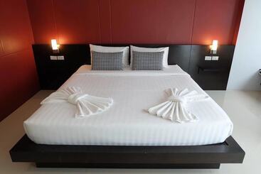Phuket Airport Place   Sha Plus - Choeng Thale
