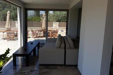 هتل Saint George Resort
