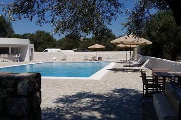 هتل Saint George Resort