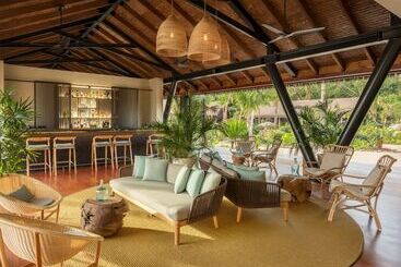 هتل Six Senses Fiji