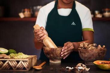 هتل Six Senses Fiji