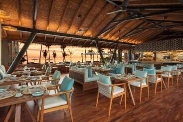هتل Six Senses Fiji