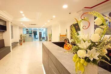 هتل The Royal P Boutique