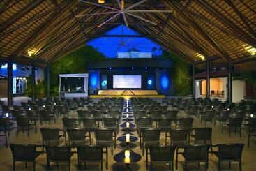 استراحتگاه Impressive Punta Cana
