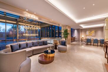 Novotel Qingdao New Hope