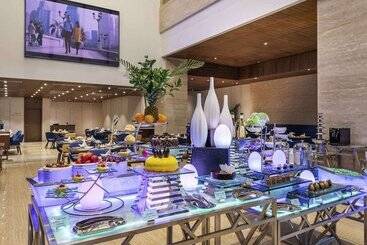 Novotel Qingdao New Hope