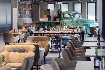 V8 Hotel Motorworld Region Stuttgart
