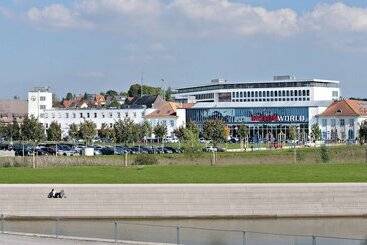 V8 Hotel Motorworld Region Stuttgart