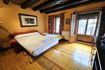 Apartamentos Ciudadela de Jaca 3000