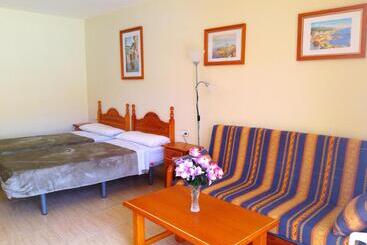 Apartamentos Parque  Carolina