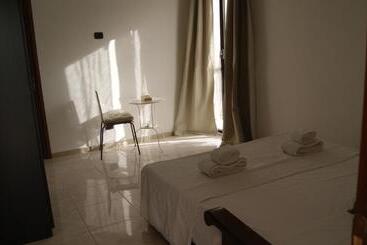 B&b Eyexei Domus