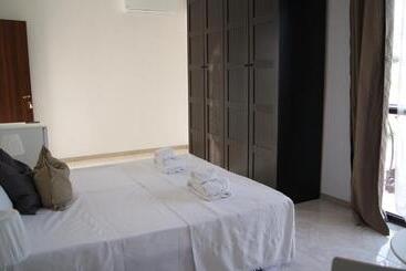 B&b Eyexei Domus