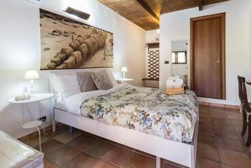 B&b Eyexei Domus