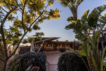 B&b Eyexei Domus