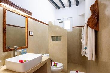 Ahg Dream S Bay Beach Hotel   Adults Only