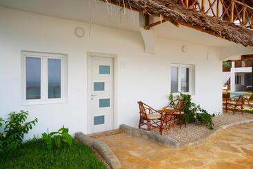 Ahg Dream S Bay Beach Hotel   Adults Only