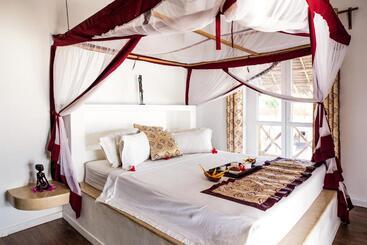 Ahg Dream S Bay Beach Hotel   Adults Only