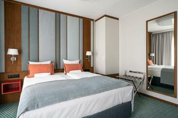 هتل Rentplanet  Apartamenty Centrum
