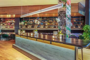 Cambria Hotel Boston Downtown   Seaport